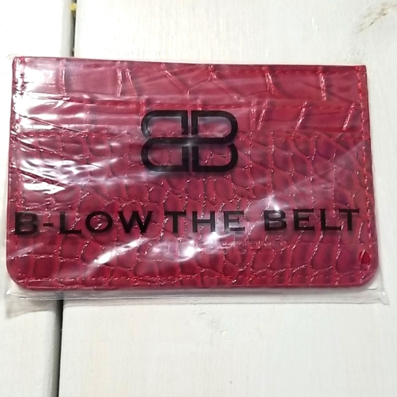 BRAND NEW!! Crock card case - Picture 2 of 3